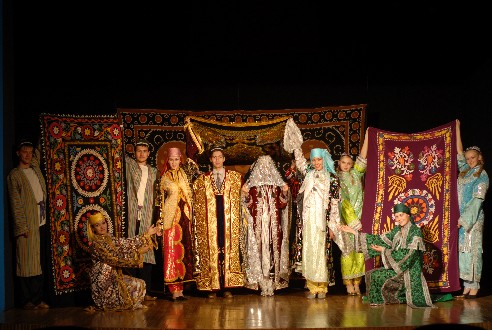 The theatre of historical clothes, Samarkand.