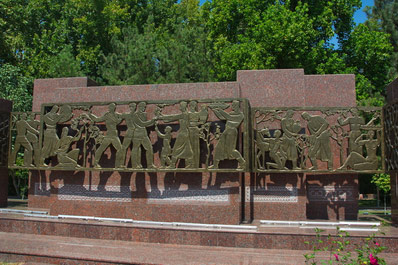 Courage Memorial, Tashkent 