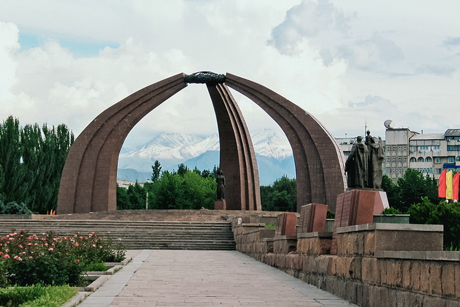 Victory Square, Bishkek