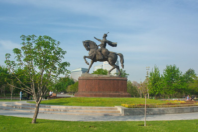 Amir Timur Square, Tashkent