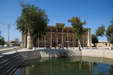 Bolo-Khauz Complex, Bukhara