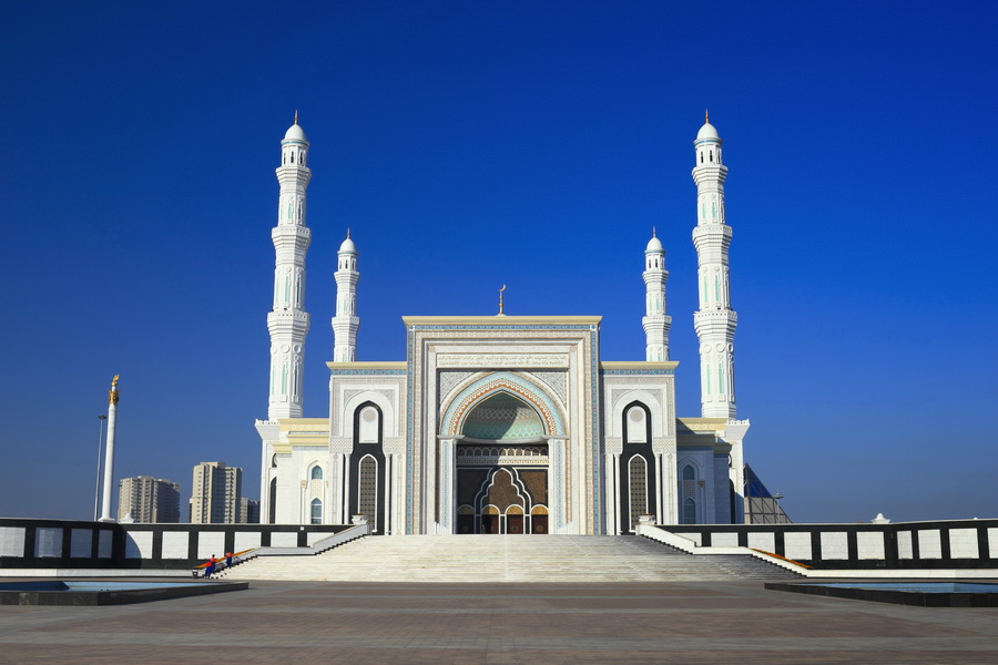 Khazret Sultan Mosque, Astana