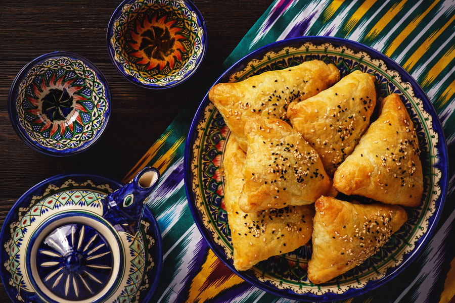 Uzbek dishes from dough
