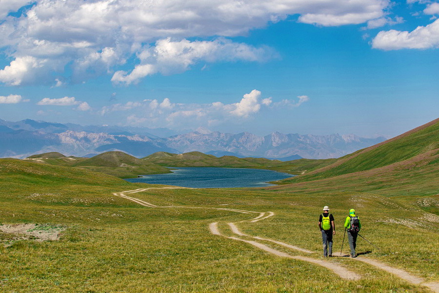 Tulpar-Kul Lake