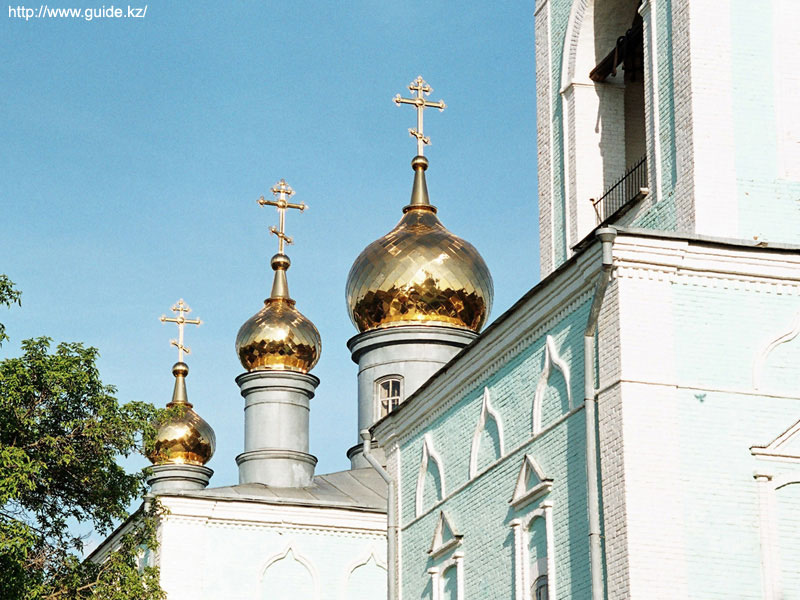 Фото Уральска. Михайло-Архангельский собор
