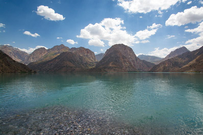 Однодневная поездка на озеро Искандеркуль (из Душанбе)