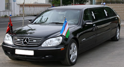 Mercedes-Benz 220 S Limousine (color-black, up to 4 seats)