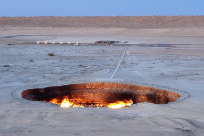 Darvaza Gas Crater