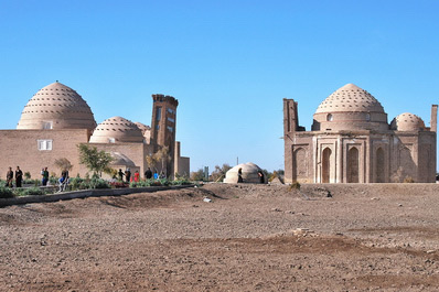 Najmaddin al-Kubra and Sultan Ali Mausoleums, Kunya Urgench