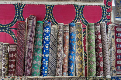 Uzbek Carpet Weaving