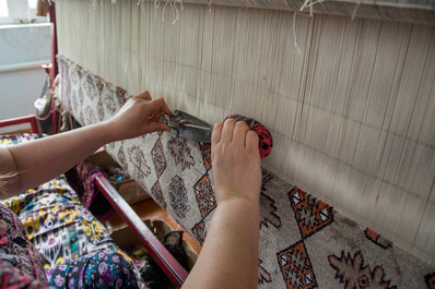 Uzbek Carpet Weaving