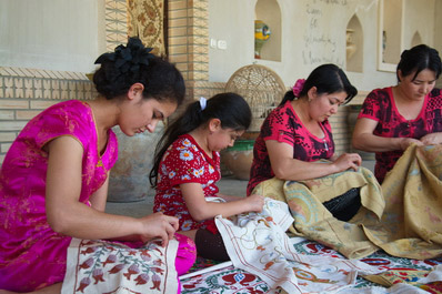 Gizhduvan embroidery