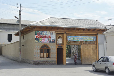 Yodgorlik factory, Margilan