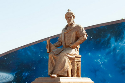 Monument to Mirzo Ulugbek in Samarkand