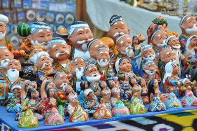 Uzbek Souvenir-Statuettes