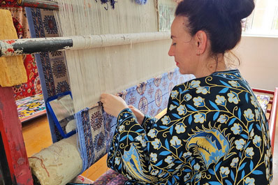 Hudjum Silk Carpet Factory, Samarkand