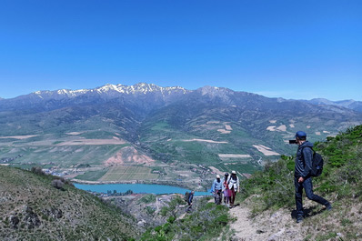 Hiking in the Mountains of Chimgan