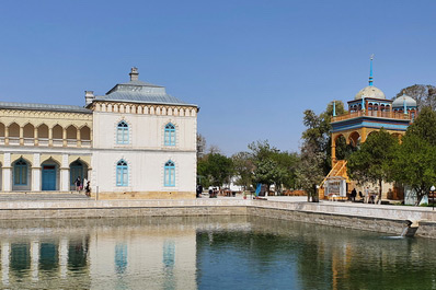 Sitorai Mokhi-Khosa Palace, Bukhara