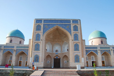 Norbutabiy Madrasah, Kokand