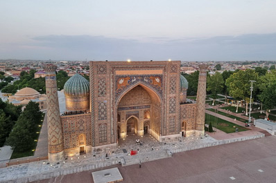 Sher-Dor Madrasah, Samarkand